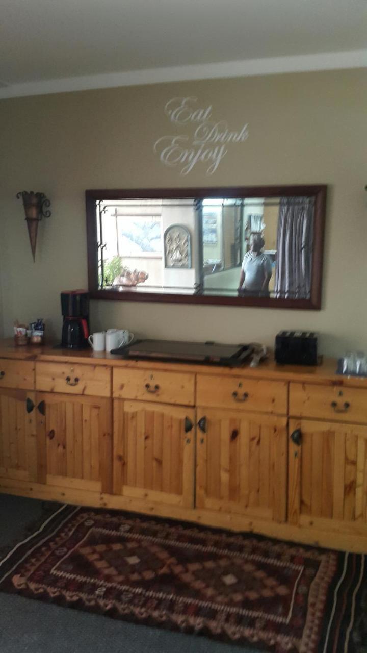 Kleines Nest Bed And Breakfast Walvis Bay Kültér fotó